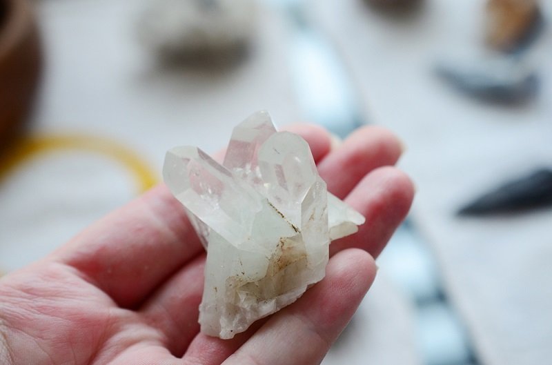 how to find quartz crystals in connecticut