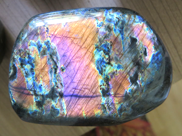 Labradorite crystals