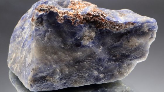 raw sodalite mineral stone